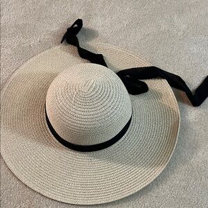 Vince Camuto Cream Wide Brim Hat with Black Ribbon